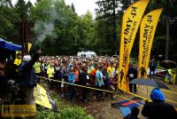 Pół tysiąca biegaczy w deszczowej Leśnej Piątce